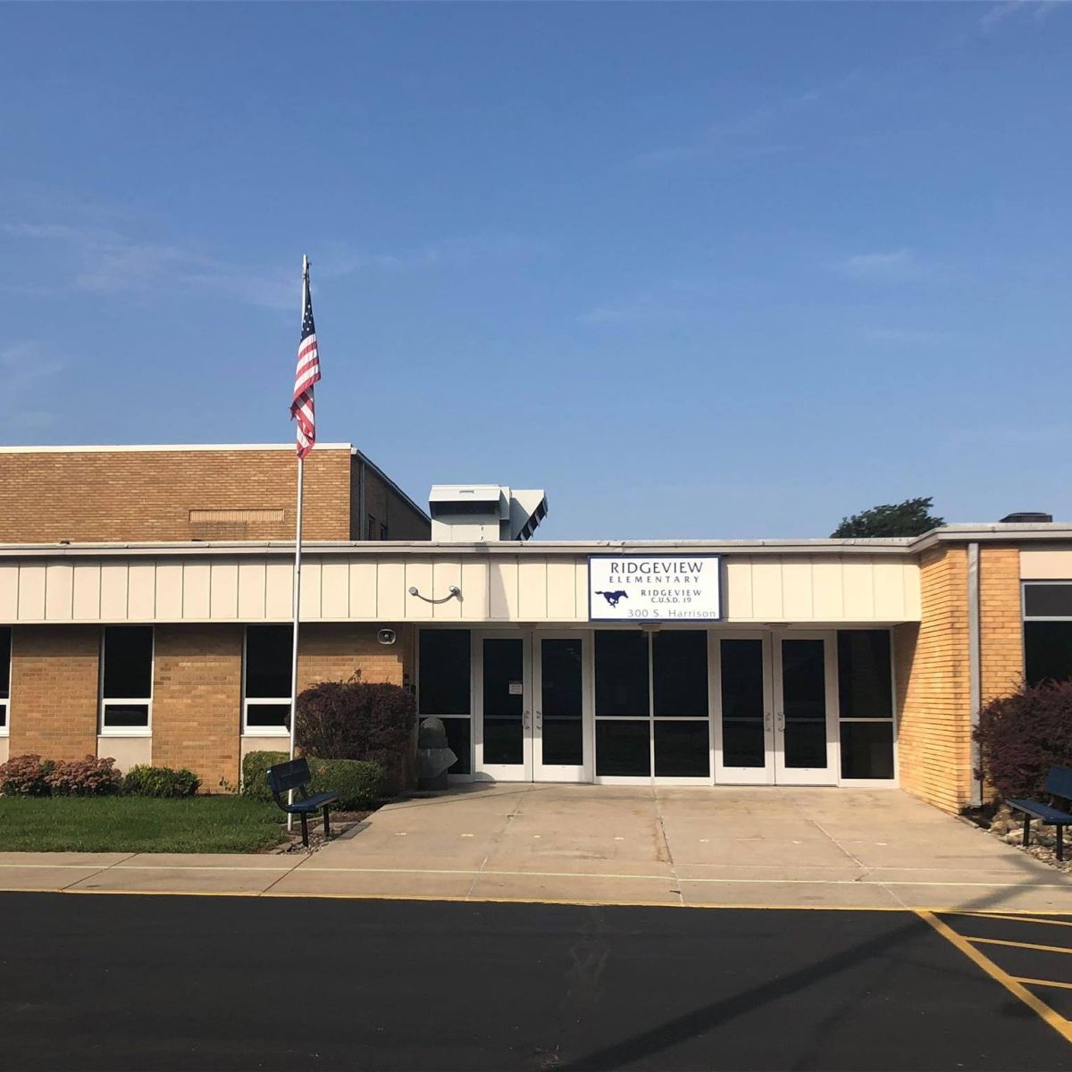 Ridgeview Elementary entrance